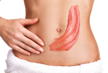 Tummy tuck scar camouflage