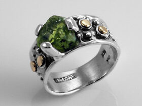 peridot rings